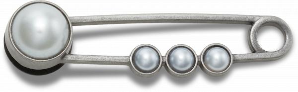 Pearl Safety Pin